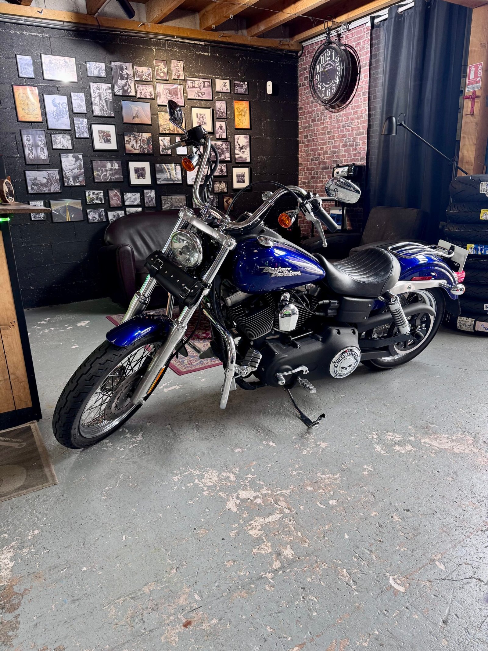 Harley-Davidson Dyna Street Bob Renart Garage