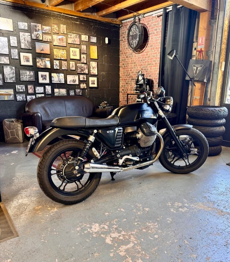 Moto Guzzi V7 Renart Garage Motorcycles