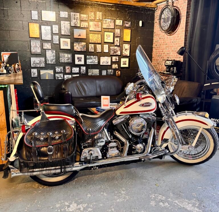 Harley davidson 1340 Springer Renart Garage Motorcycle