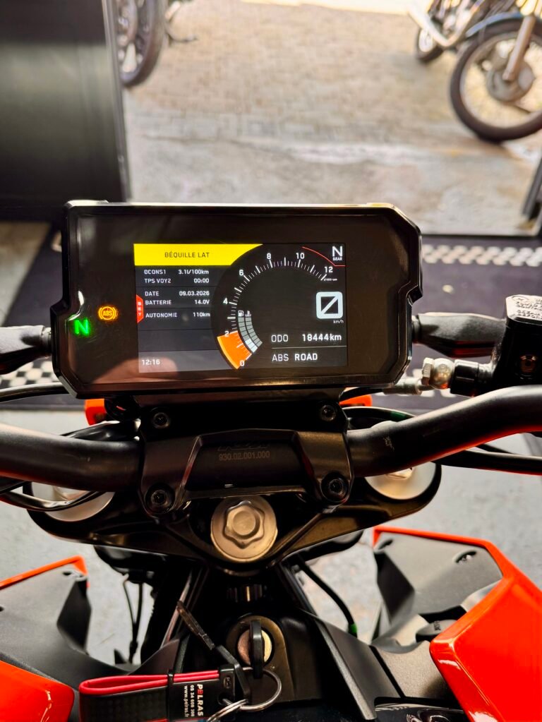 KTM Duke 125 Renart Garage